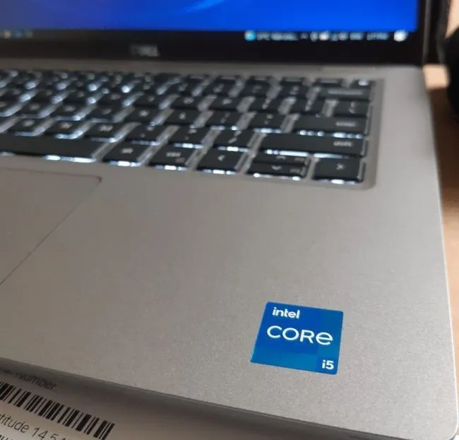 Dell Latitude 5410 Táctil | intel Core i5-10310u | 8GB | 256GB SSD | Full HD IPS Táctil | Batería nueva | Windows 11 PRO - Imagen 3
